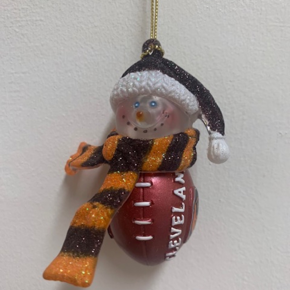 Very Cute Cleveland Browns Christmas Snowman Ornament